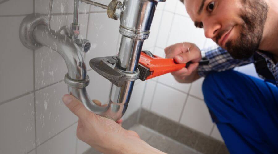 Professional same day plumber services in Bates, OR